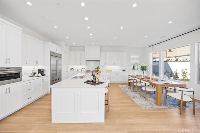 111 Orbit, Irvine, CA 92618