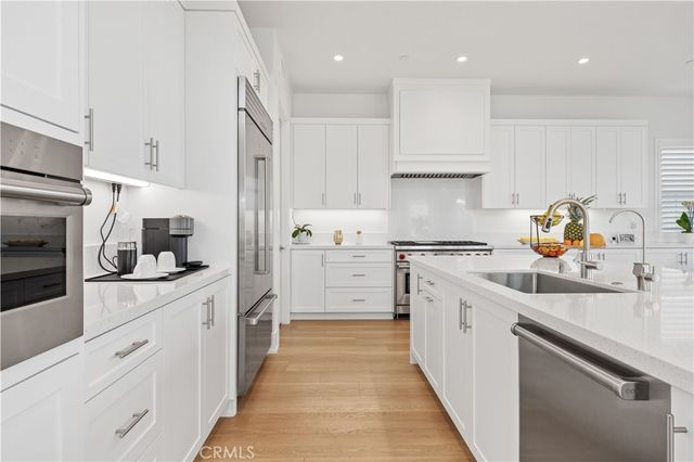 111 Orbit, Irvine, CA 92618