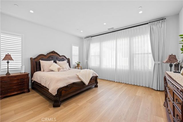 111 Orbit, Irvine, CA 92618