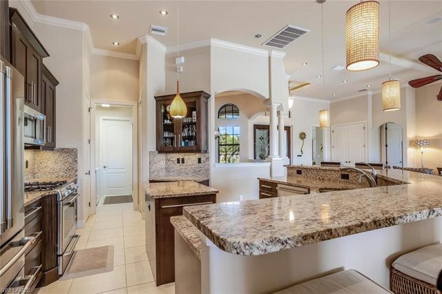 114 SW 51st TER, Cape Coral, FL 33914