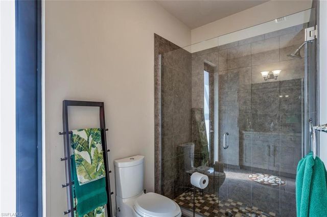 114 SW 51st TER, Cape Coral, FL 33914