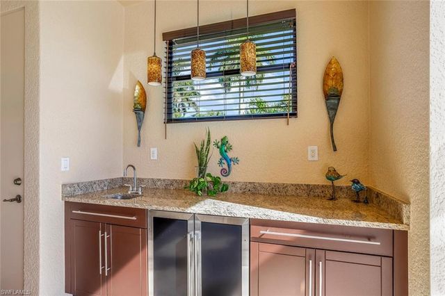 114 SW 51st TER, Cape Coral, FL 33914