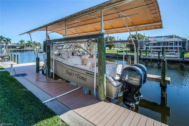 114 SW 51st TER, Cape Coral, FL 33914