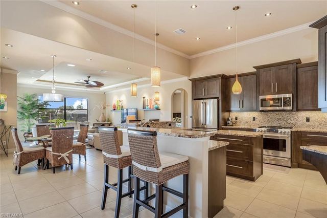 114 SW 51st TER, Cape Coral, FL 33914