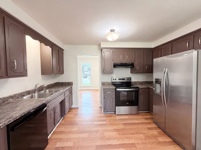 3402 Chaney Ln, Clarksville, TN 37042
