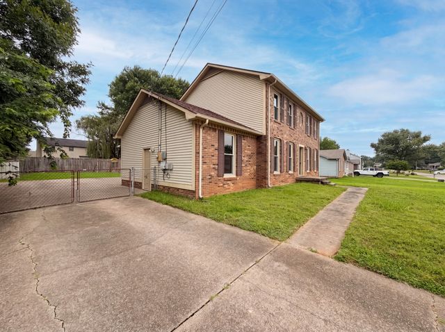 3402 Chaney Ln, Clarksville, TN 37042