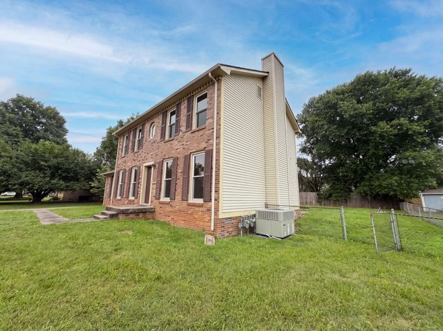 3402 Chaney Ln, Clarksville, TN 37042