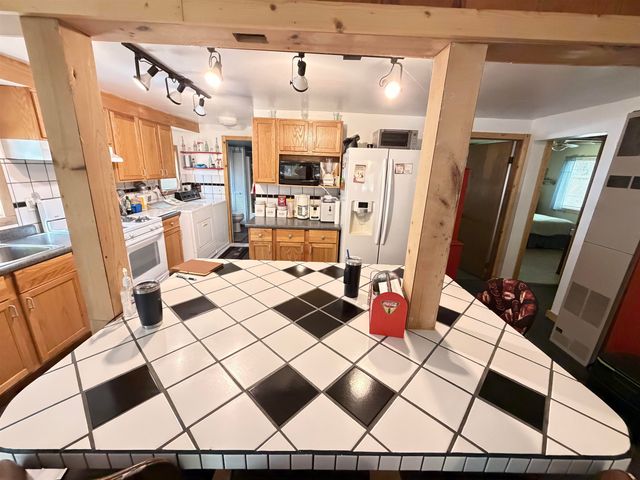 4803 Highland Court, Harrison, MI 48625