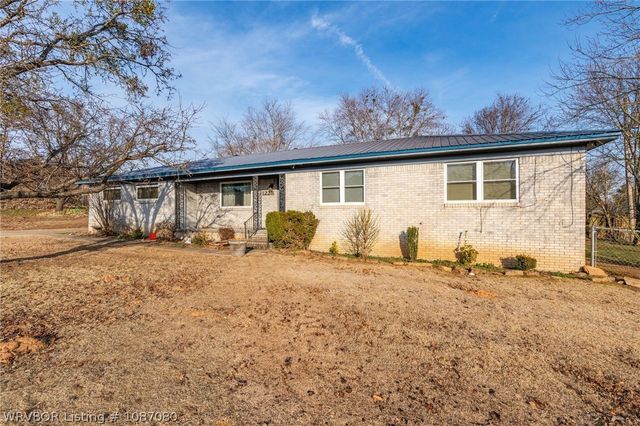 1228 Alma North Street, Alma, AR 72921