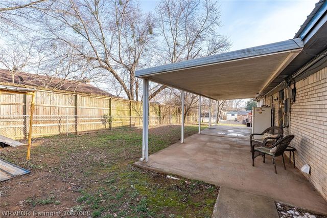 1228 Alma North Street, Alma, AR 72921