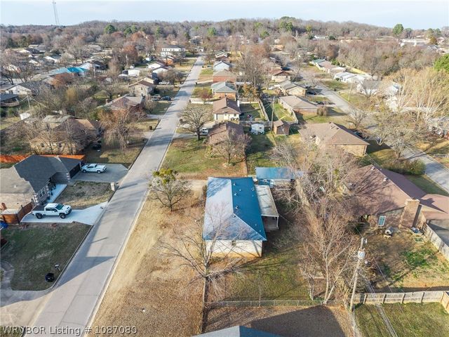 1228 Alma North Street, Alma, AR 72921