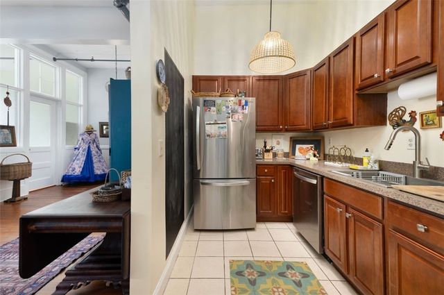 775 Potters Avenue 12, Providence, RI 02907