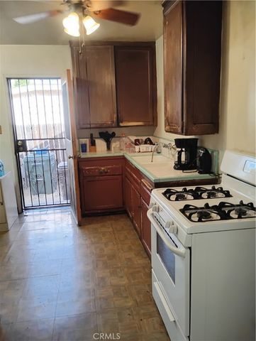 984 Fremont, Pomona, CA 91766