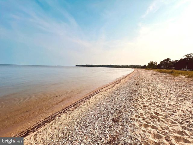 10963 BEACH DR, Lusby, MD 20657