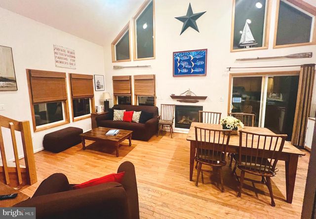 10963 BEACH DR, Lusby, MD 20657