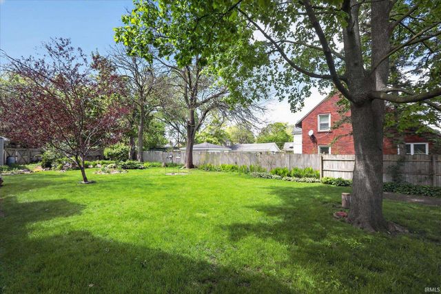 2617 Erskine Boulevard, South Bend, IN 46614