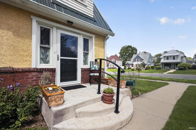 2617 Erskine Boulevard, South Bend, IN 46614