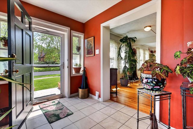 2617 Erskine Boulevard, South Bend, IN 46614
