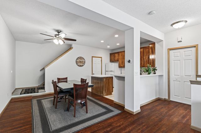 13810 54th Avenue N, Plymouth, MN 55446