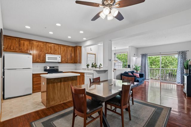 13810 54th Avenue N, Plymouth, MN 55446