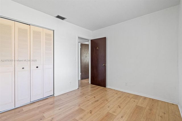 2607 NW 47th Ln 3304, Lauderdale Lakes, FL 33313