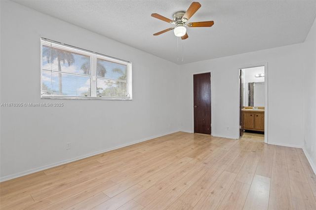 2607 NW 47th Ln 3304, Lauderdale Lakes, FL 33313