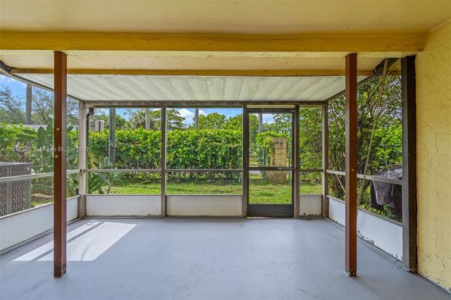 2607 NW 47th Ln 3304, Lauderdale Lakes, FL 33313