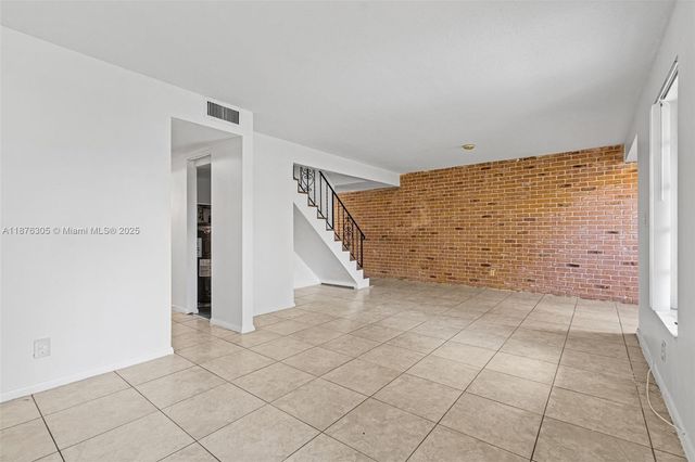 2607 NW 47th Ln 3304, Lauderdale Lakes, FL 33313