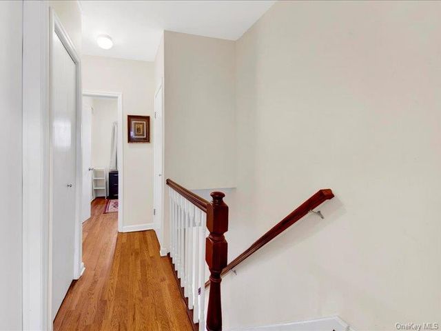 2576 Harding Avenue, Bronx, NY 10465