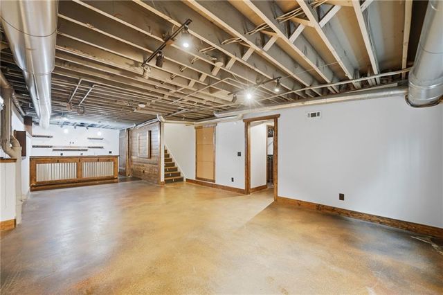 618 Wedgewood Drive, Woodstock, GA 30189