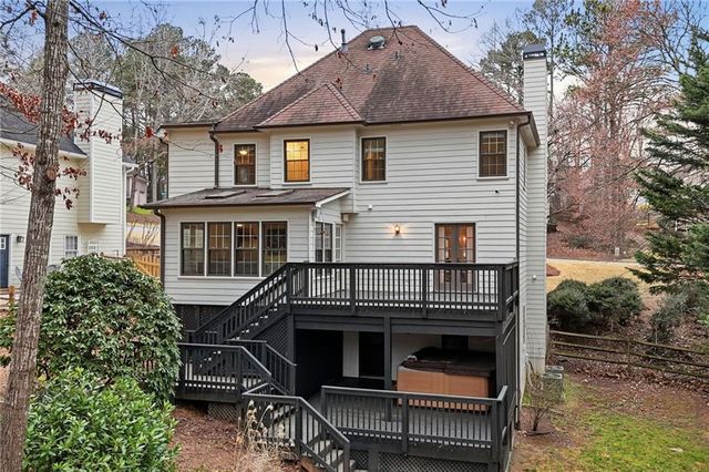 618 Wedgewood Drive, Woodstock, GA 30189