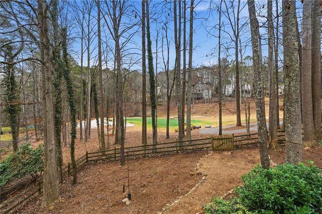618 Wedgewood Drive, Woodstock, GA 30189
