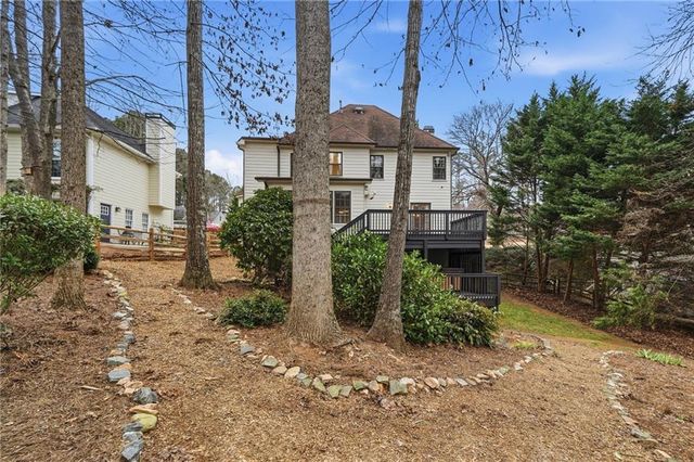 618 Wedgewood Drive, Woodstock, GA 30189