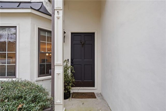 618 Wedgewood Drive, Woodstock, GA 30189