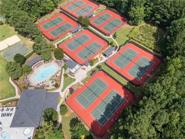 618 Wedgewood Drive, Woodstock, GA 30189