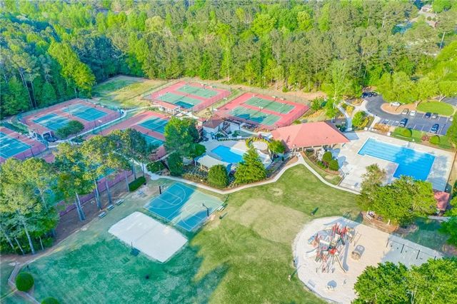618 Wedgewood Drive, Woodstock, GA 30189