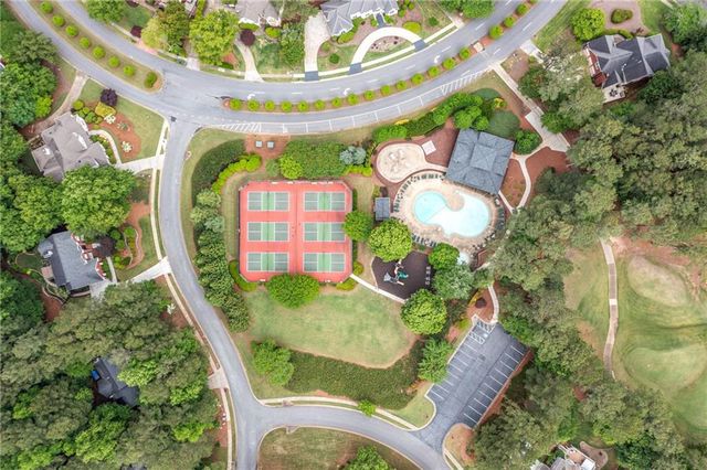 618 Wedgewood Drive, Woodstock, GA 30189