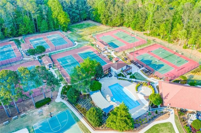 618 Wedgewood Drive, Woodstock, GA 30189