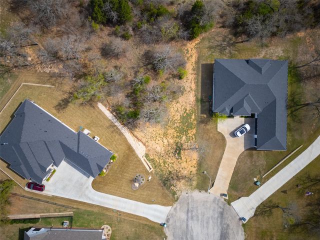 4012 Legend Trail, Granbury, TX 76049