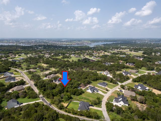 4013 Ponca Drive, Granbury, TX 76048
