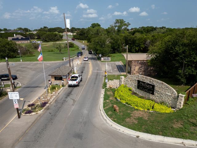 4013 Ponca Drive, Granbury, TX 76048