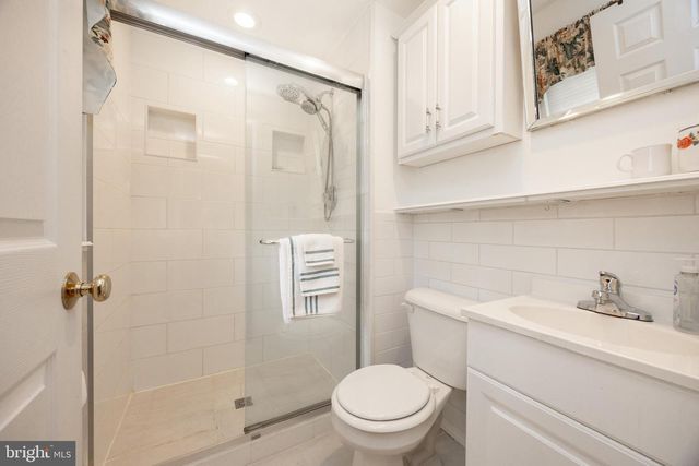 604 N LINE ST, Lansdale, PA 19446