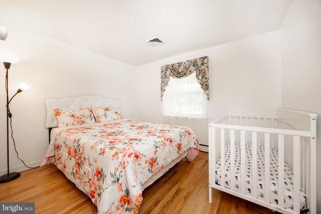 604 N LINE ST, Lansdale, PA 19446