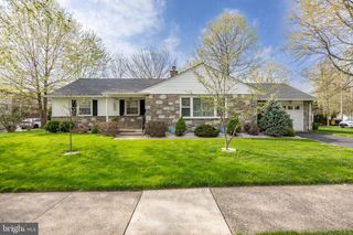 604 N LINE ST, Lansdale, PA 19446