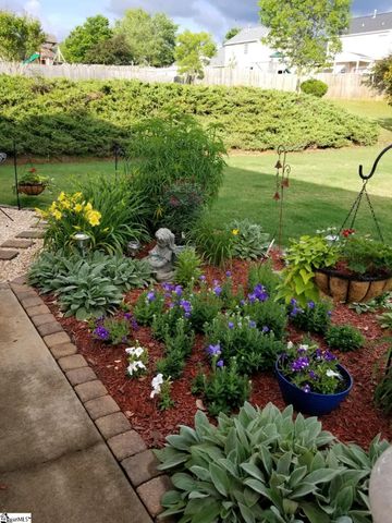 355 Capstone Lane, Spartanburg, SC 29301