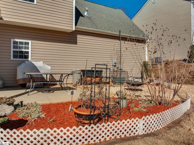 355 Capstone Lane, Spartanburg, SC 29301