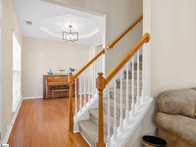 355 Capstone Lane, Spartanburg, SC 29301