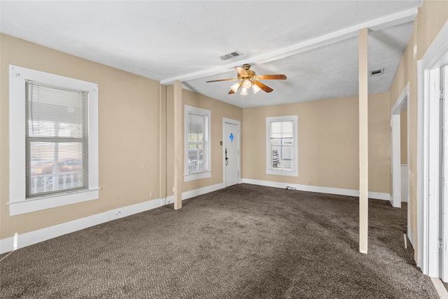 5611 Alton Avenue, Dallas, TX 75214