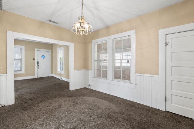 5611 Alton Avenue, Dallas, TX 75214