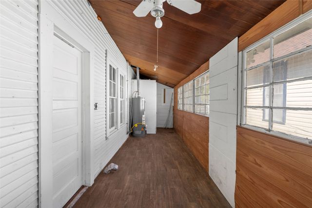 5611 Alton Avenue, Dallas, TX 75214